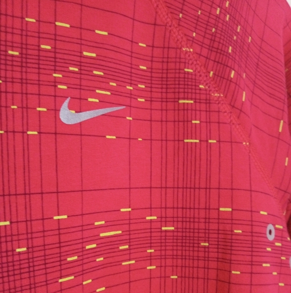 Nike Dri-Fit long sleeve hooded runners athletic top women's size small - Picture 4 of 13